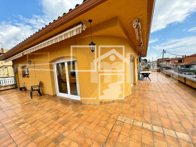 Local en Riells y Viabrea Girona