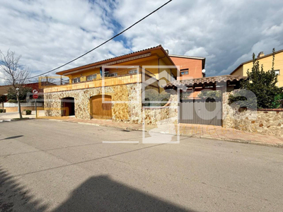 Local en Riells y Viabrea Girona