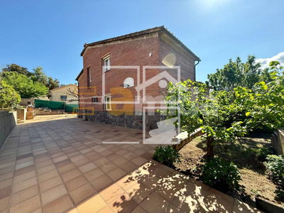 Local en Riells y Viabrea Girona