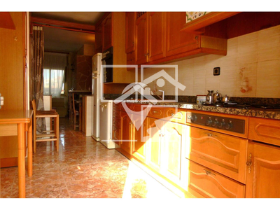 Inmueble en Ronda Roureda    5º, Barcelona