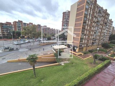 Inmueble en Calle Australia   A 2º, Barcelona