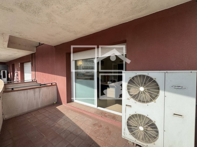 Inmueble en Plaza Vi    1, Barcelona