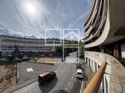 Inmueble en Plaza Vi    1, Barcelona