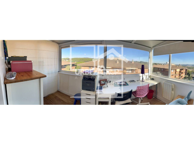 Local en Avenida Montserrat    2, Sant Esteve Sesrovires Barcelona