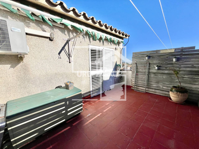 Local en Avenida Montserrat    2, Sant Esteve Sesrovires Barcelona