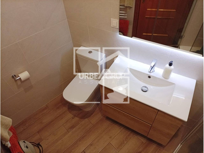 Local en Avenida Francesc Macià    2, Esparraguera Barcelona